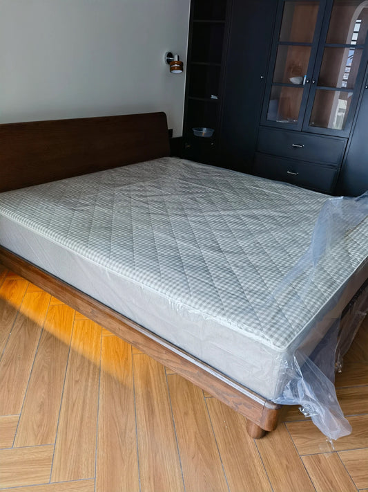 Why You Need the Ivytress Zippered Structured Mattress Encasement