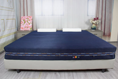 Blue 6D mesh breathable mattress cover with zip for cooling and airflow by Ivytress.