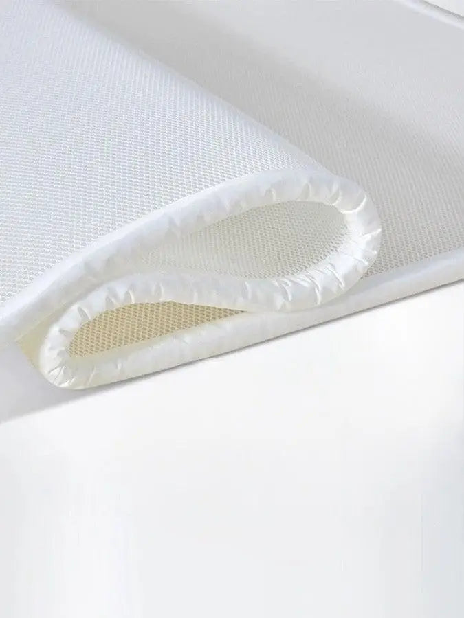 Dreamscape Airfiber® Luxe Mattress showcasing interwoven Airfiber® technology for superior support and breathability, designed for temperature regulation and long-lasting comfort.