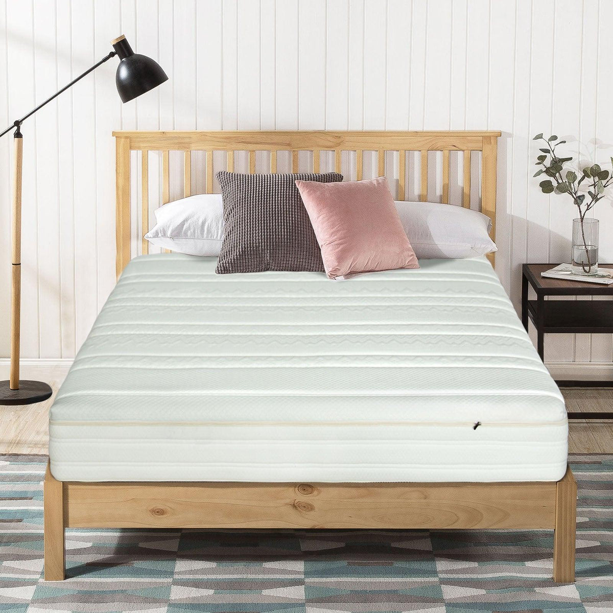 Essence Cotton Luxe Zip-Pad Ivytress mattress pad featuring a zippered design, made from soft cotton to provide hypoallergenic protection against dust mites and allergens while enhancing comfort